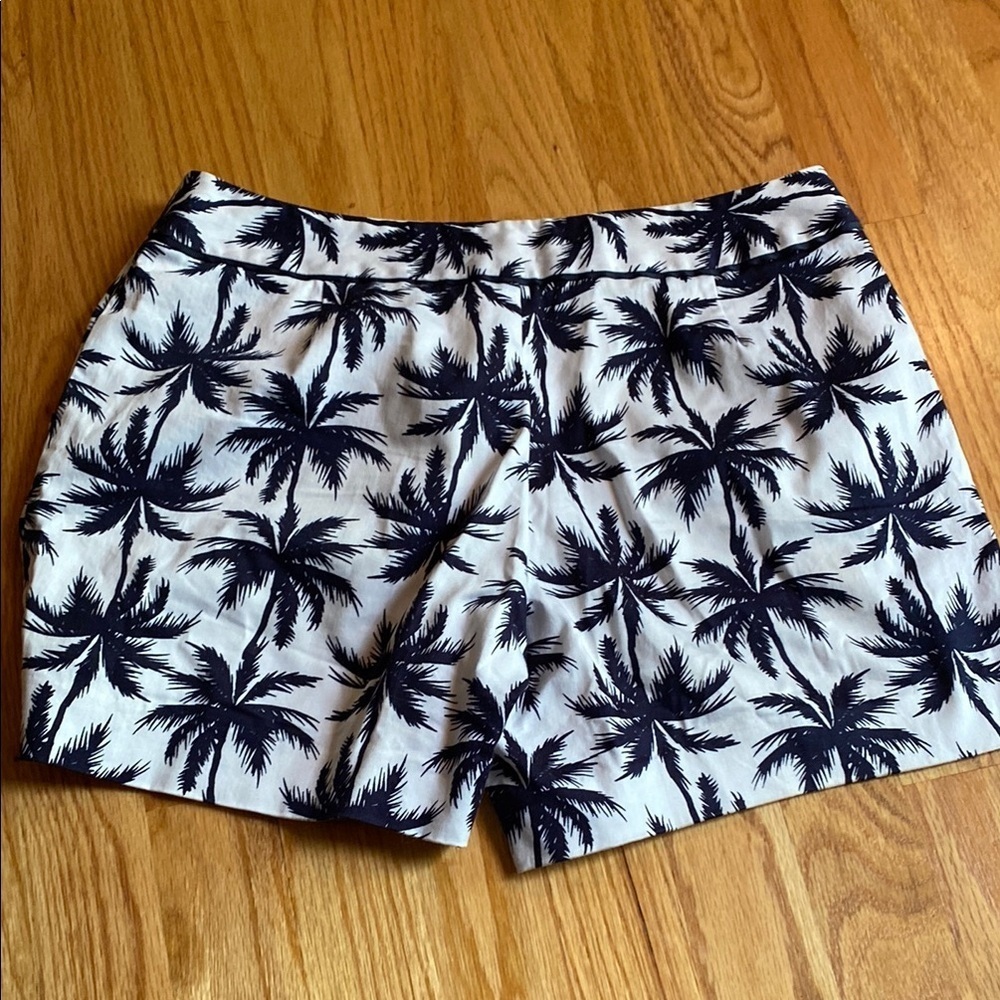 Cynthia Rowley Black and White Palm Print Shorts - Picture 3 of 4